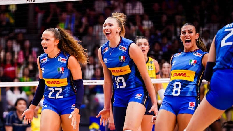 World no. 1 Italy advances to FIVB World Championship Finals after comeback vs Brazil